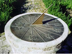 Standard sundial